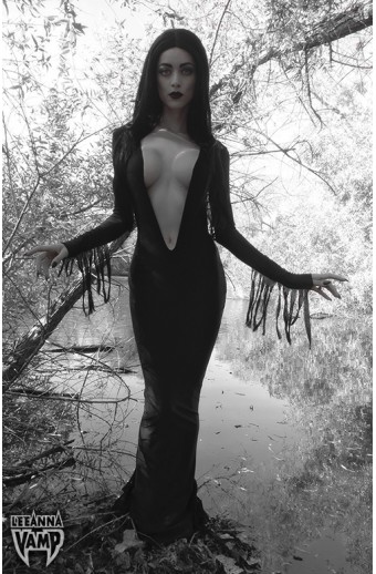 MORTICIA III - VAMP